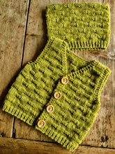 Load image into Gallery viewer, Theodore Baby Vest and Hat pattern