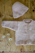 Load image into Gallery viewer, Poppy baby Cardi and Hat pattern